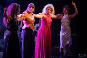 Nomades sur la scène de l'Antre Deux