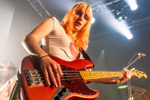 Lola Sam de Hotwax au Grand Mix