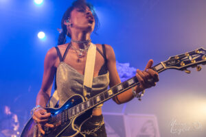 AMy Love des NOva Twins