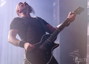 Paradise Lost Tyrant Fest Lille 2025 - 03 Aaron Aedy de Paradise Lost au Tyrant Fest