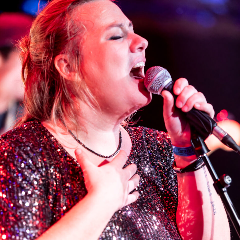 Miss T à l'Aéronef