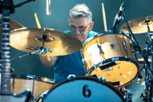 Mike Joyce à la batterie pour Peter Doherty