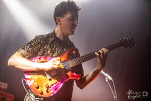 Baptiste Ferrandis guitariste de Sar?b au Black Lab