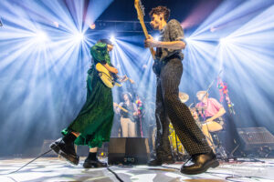 Irnini Mons sur la grande scèn de l'Aéronef à Lille
