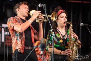 La fanfare Zwazo au Magic Mirrors